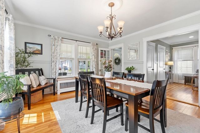 33 Hammond St, Leominster, MA 01453