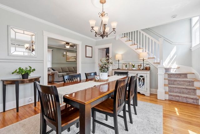 33 Hammond St, Leominster, MA 01453