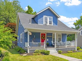 33 Hammond St, Leominster, MA 01453