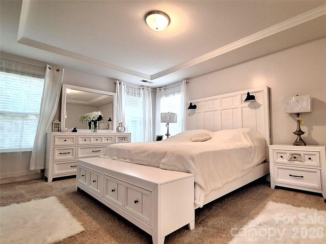 8207 Shady Pond Drive, Charlotte, NC 28227