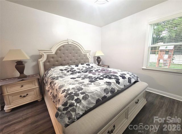 8207 Shady Pond Drive, Charlotte, NC 28227