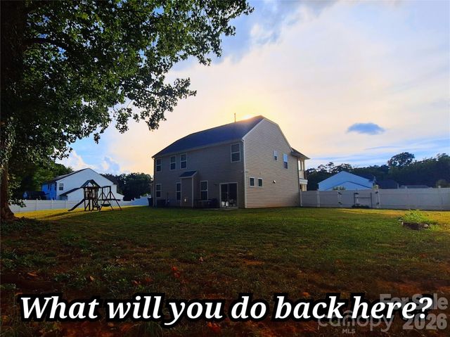 8207 Shady Pond Drive, Charlotte, NC 28227