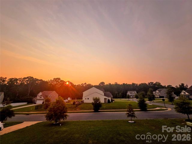 8207 Shady Pond Drive, Charlotte, NC 28227