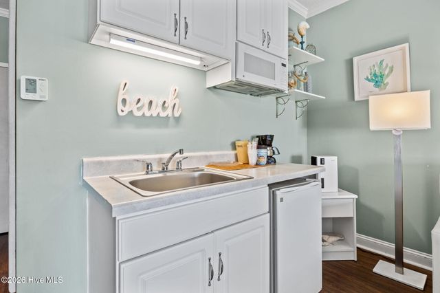 602 W Ft Macon Road 114, Atlantic Beach, NC 28512