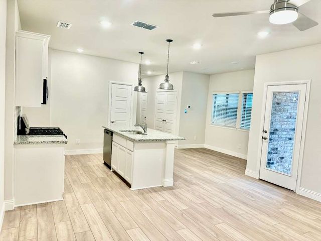 212 Griffith Drive 21, Princeton, TX 75407