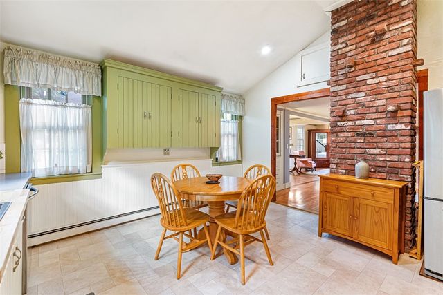 228 Rodman Street, South Kingstown, RI 02879