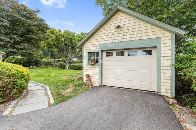 228 Rodman Street, South Kingstown, RI 02879