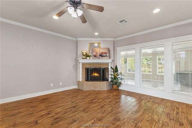 2122 Rolling Rock Place, College Station, TX 77845