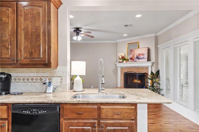 2122 Rolling Rock Place, College Station, TX 77845