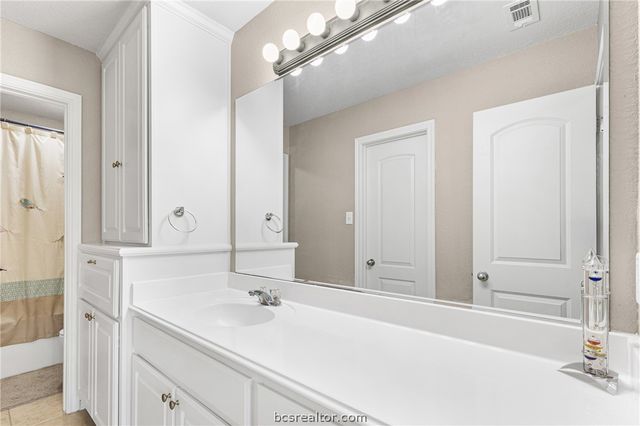 2122 Rolling Rock Place, College Station, TX 77845