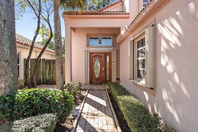 10320 NW 10th Court, Plantation, FL 33322