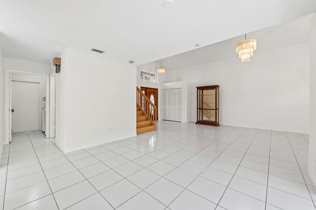 10320 NW 10th Court, Plantation, FL 33322