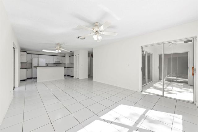 10320 NW 10th Court, Plantation, FL 33322