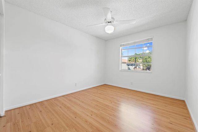 10320 NW 10th Court, Plantation, FL 33322