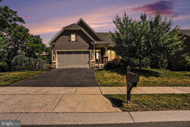 3916 SEABISCUIT WAY, Harrisburg, PA 17112