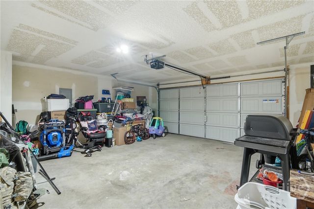14 Griffin Road, Allenhurst, GA 31301