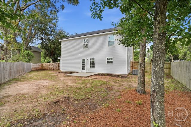 14 Griffin Road, Allenhurst, GA 31301