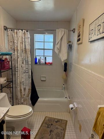 8832 4TH Avenue, Jacksonville, FL 32208