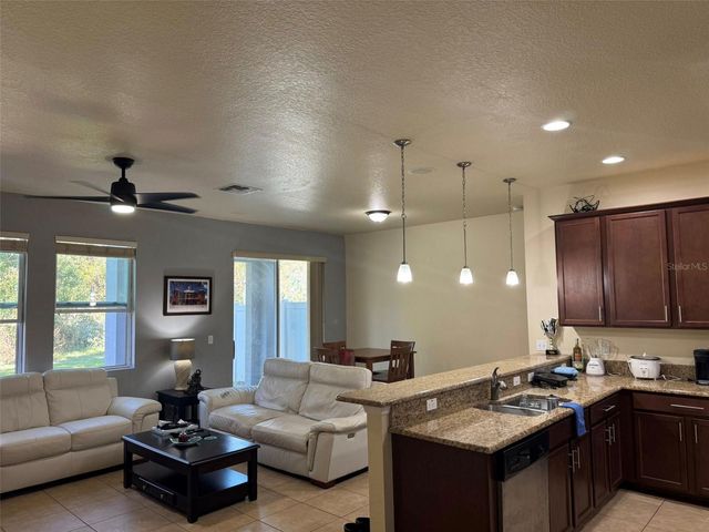 9193 SHEPTON STREET, Orlando, FL 32825