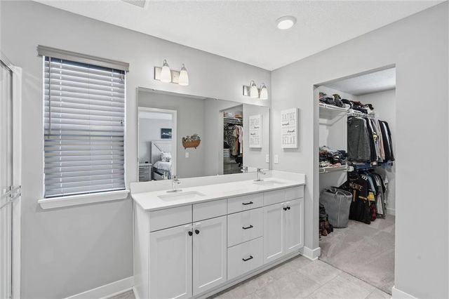 18025 Hauser Street, Overland Park, KS 66013