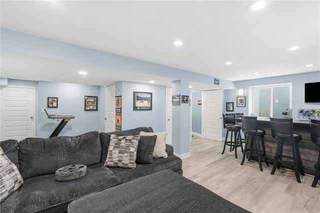 18025 Hauser Street, Overland Park, KS 66013