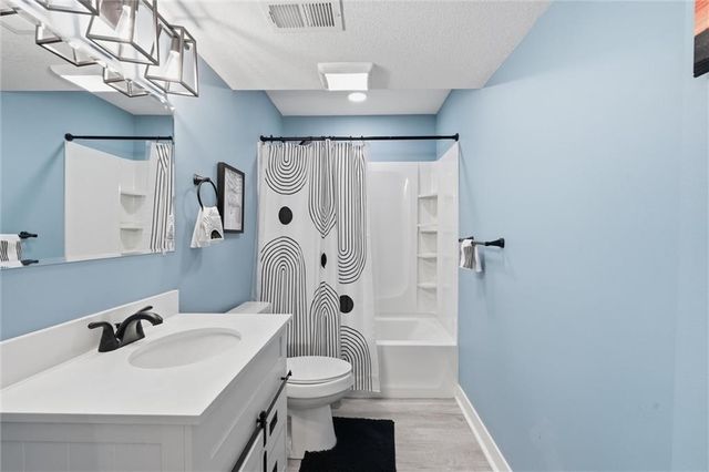 18025 Hauser Street, Overland Park, KS 66013