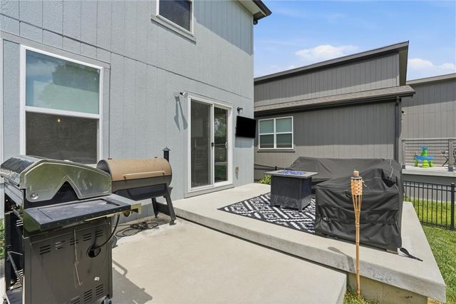 18025 Hauser Street, Overland Park, KS 66013