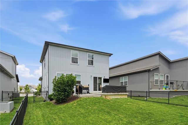 18025 Hauser Street, Overland Park, KS 66013