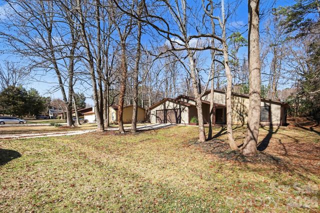 7341 Elwood Drive, Charlotte, NC 28227