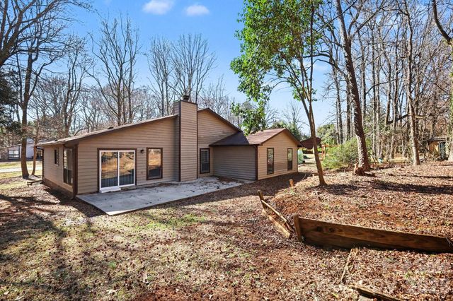 7341 Elwood Drive, Charlotte, NC 28227