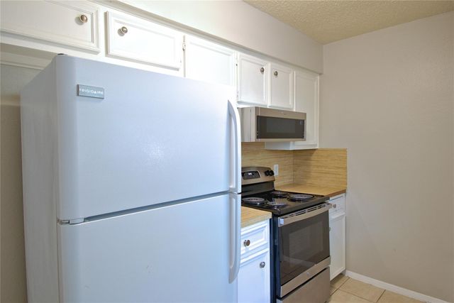 1707 Onion Creek Village DR A, Round Rock, TX 78664