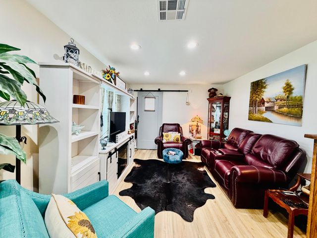 3496 NW 24th Avenue, Okeechobee, FL 34972