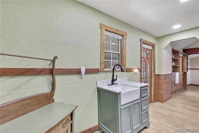 21 62nd Street, Yankeetown, FL 34498