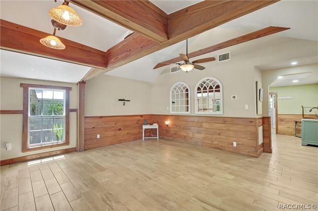 21 62nd Street, Yankeetown, FL 34498