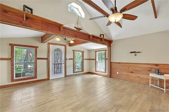 21 62nd Street, Yankeetown, FL 34498