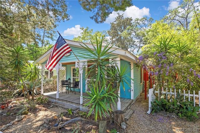 21 62nd Street, Yankeetown, FL 34498