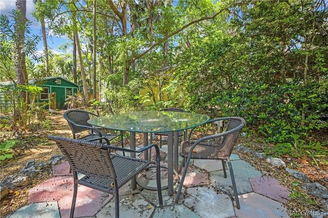 21 62nd Street, Yankeetown, FL 34498