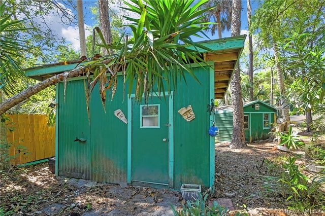 21 62nd Street, Yankeetown, FL 34498