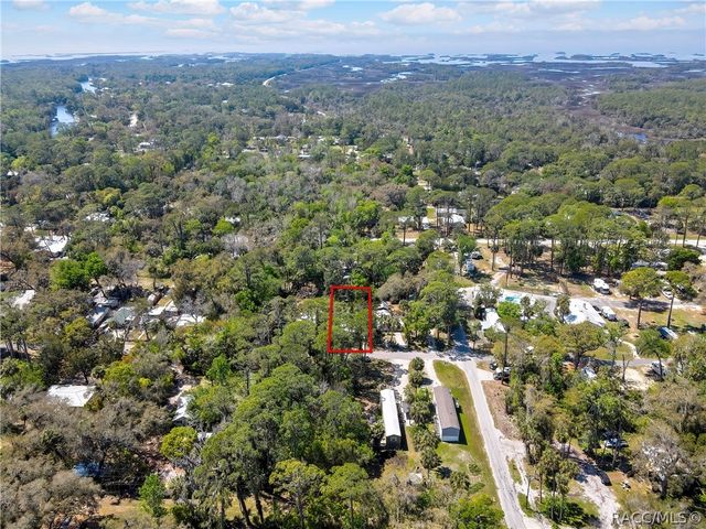 21 62nd Street, Yankeetown, FL 34498