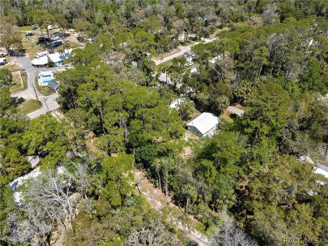 21 62nd Street, Yankeetown, FL 34498
