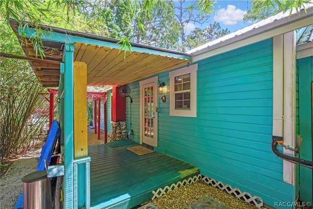21 62nd Street, Yankeetown, FL 34498