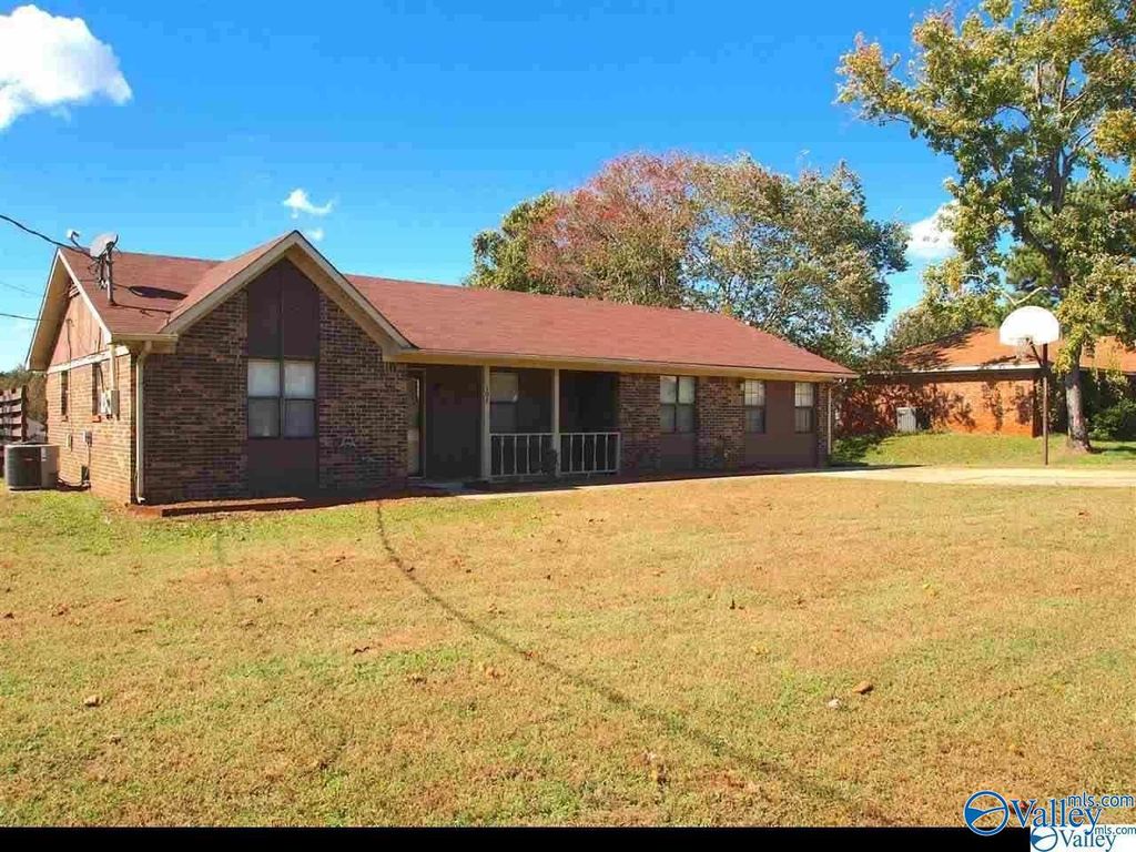 104 Woodlawn Drive, Madison, AL 35758