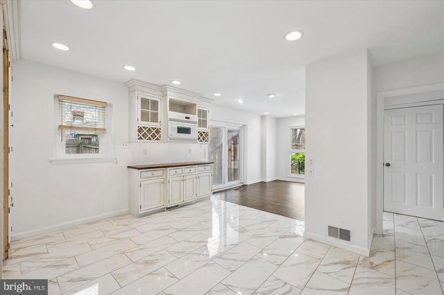 3 HANSEN CT, Narberth, PA 19072