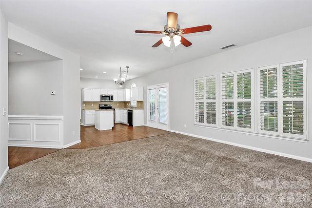 9101 Dartington Lane, Waxhaw, NC 28173