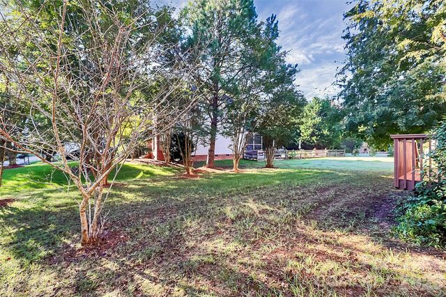 9101 Dartington Lane, Waxhaw, NC 28173