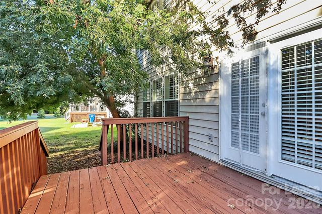 9101 Dartington Lane, Waxhaw, NC 28173