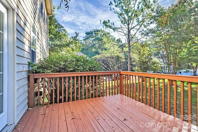 9101 Dartington Lane, Waxhaw, NC 28173