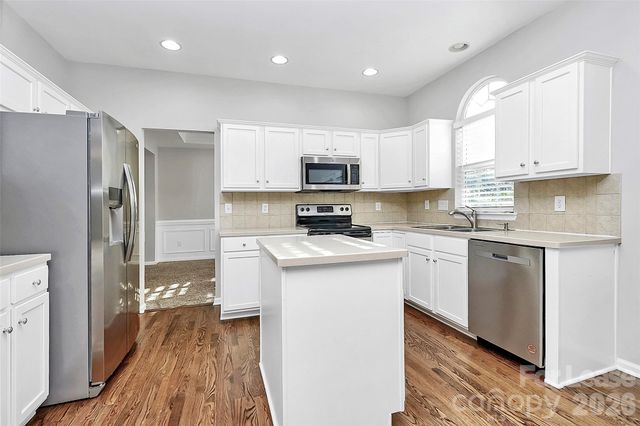 9101 Dartington Lane, Waxhaw, NC 28173