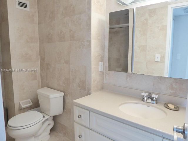 800 West Ave 818, Miami Beach, FL 33139