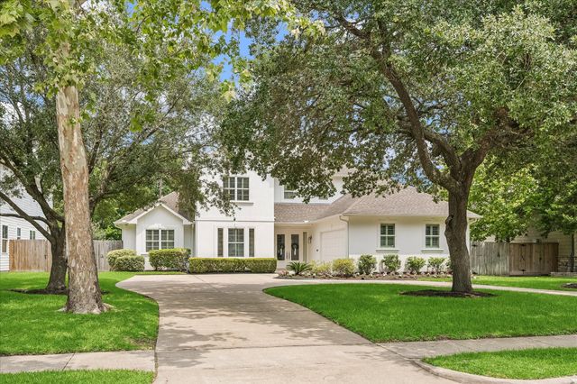 8614 Westview Drive, Houston, TX 77055